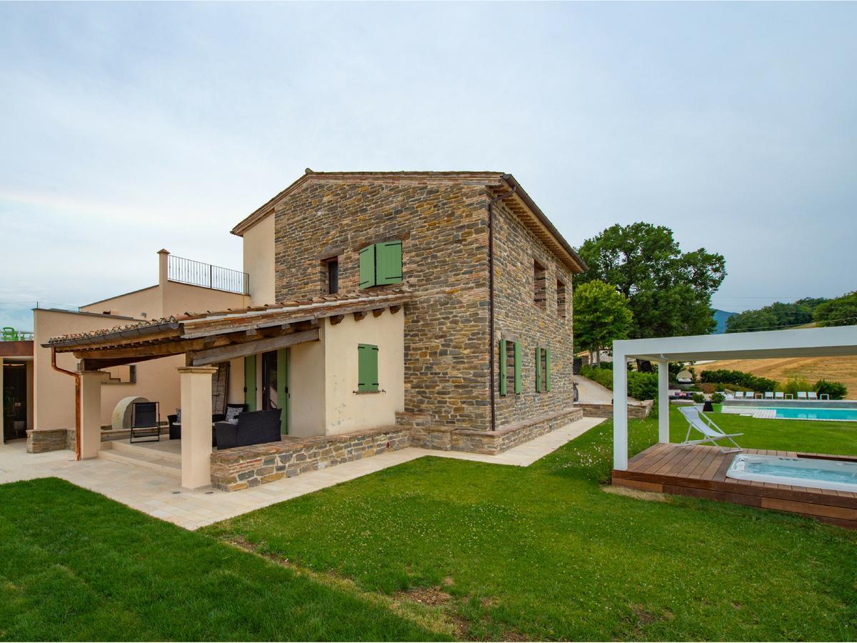 Serre Alte Landscape Luxury Rooms Matelica Kültér fotó